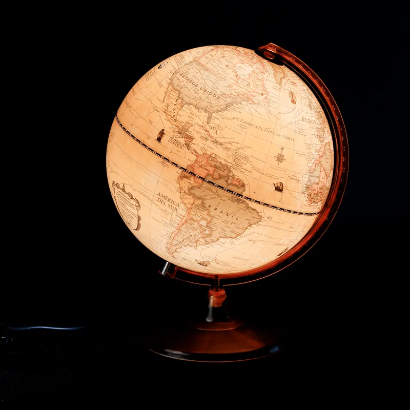 Globo terráqueo 25 cm antiguo con luz base de plástico